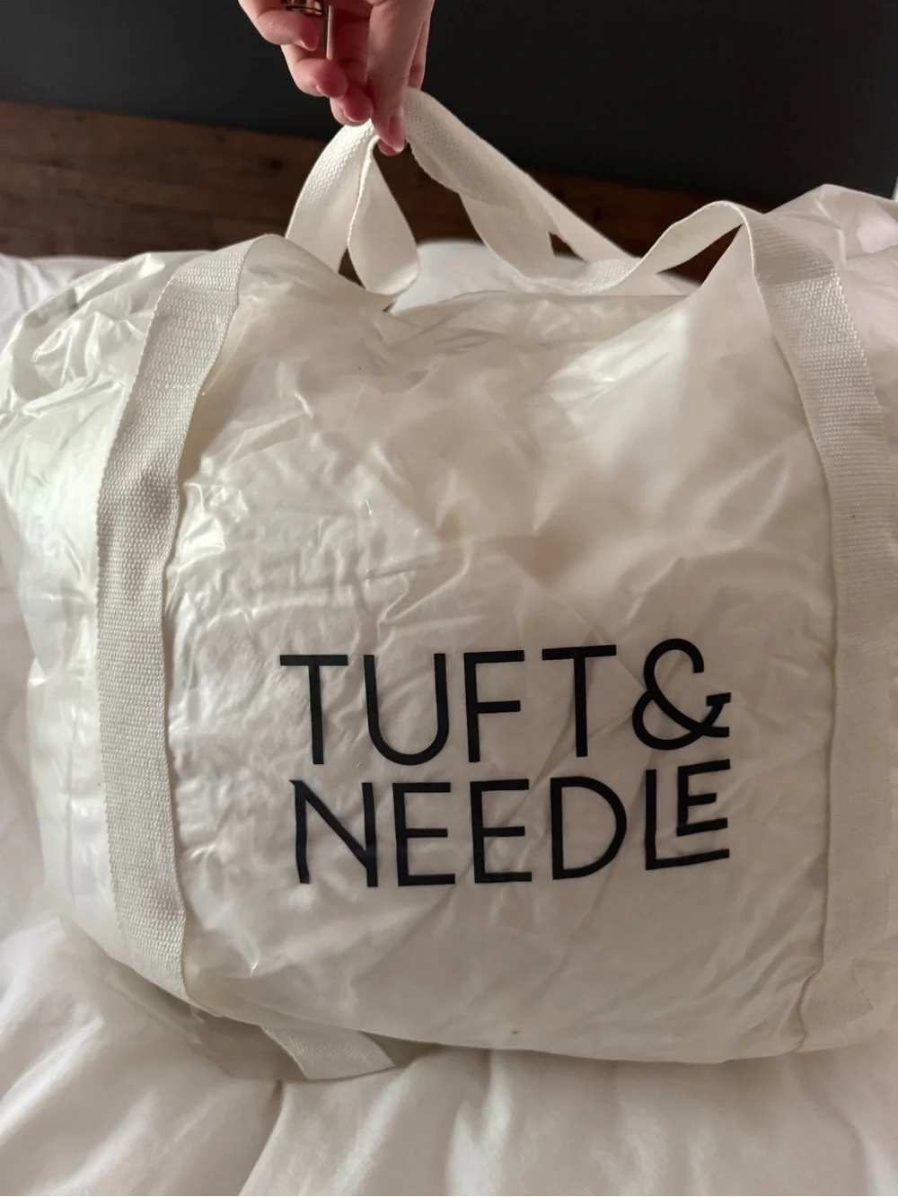 Tuft & Needle Down Alternative Mediumweight Duvet Insert – Twin/Twin XL